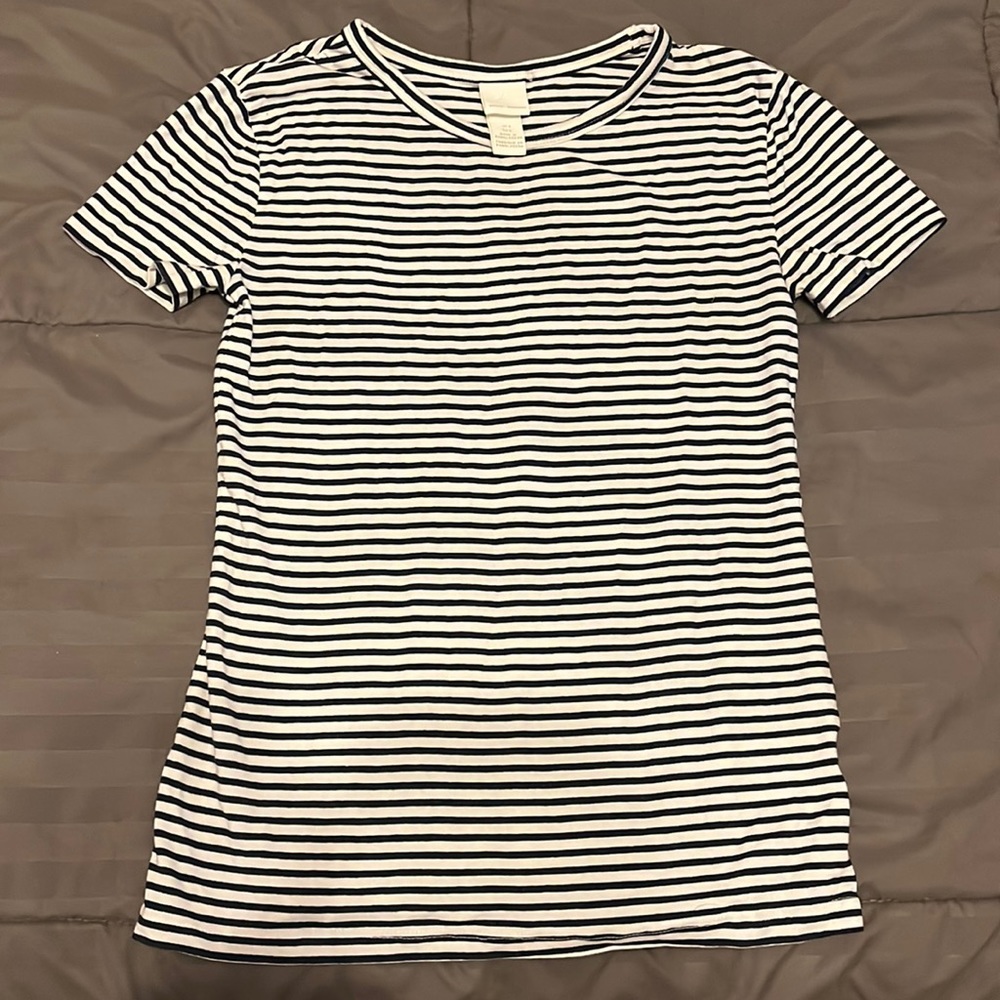 H&M Basic Tee NWOT